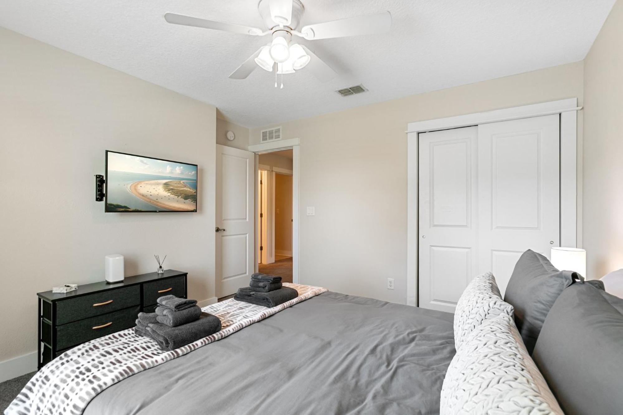 3 Minutes To Beach, 9 Minutes To Mayo Clinic, King Bed, Sleeps 8 Villa Jacksonville Beach Kültér fotó